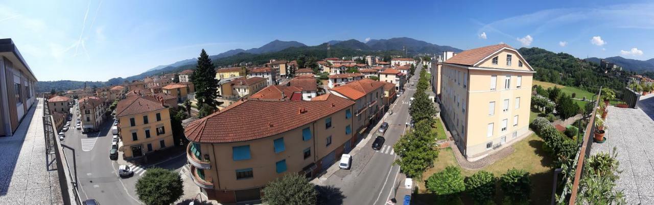 Appartamento Panoramico Pontremoli Exterior foto