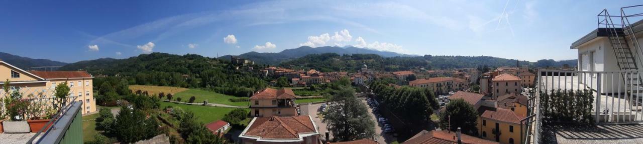 Appartamento Panoramico Pontremoli Exterior foto